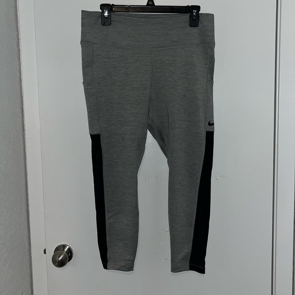 Like new gray leggings with black mesh detailing